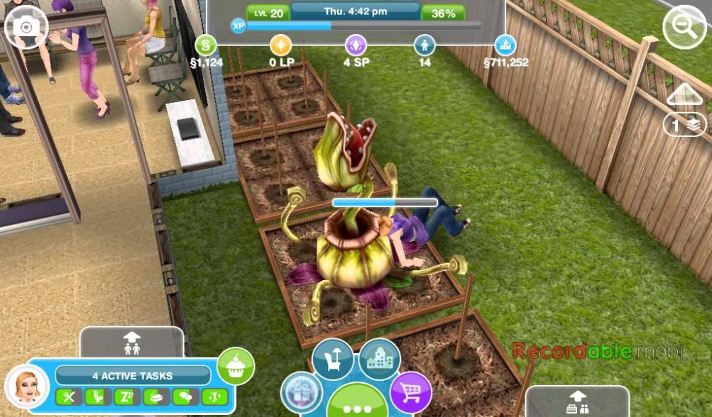 Sim Eating Plant!  Freeplay - YouTube